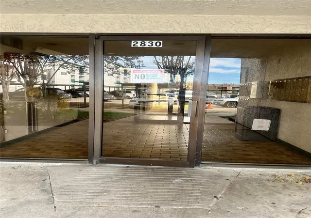 2nd image of 2830 S Bartell Dr #210, Houston, TX 77054 | MLS# 54360005