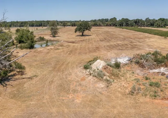 image of 1060 Lcr 721, Kosse, TX 76653 | MLS# 33294705