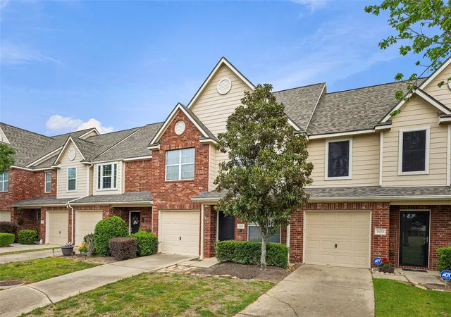 3rd image of 1651 Grable Cove Ln, Spring, TX 77379 | MLS# 20956169