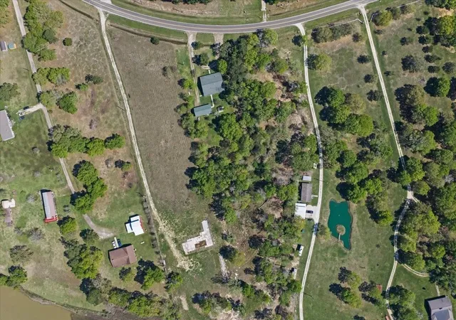 14th image of 3514 S Main St, Anahuac, TX 77514 | MLS# 68603282