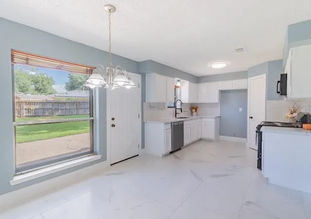 4th image of 7903 W Waxleaf Dr Dr W, Humble, TX 77338 | MLS# 31309775