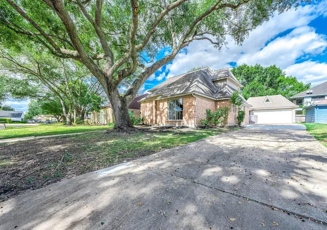 Photo 1 of Single family home for sale at 2314 Cyn Meadows Dr, Missouri City, TX 77489 | MLS# 36896705 | Listing updated on 2026-08-10