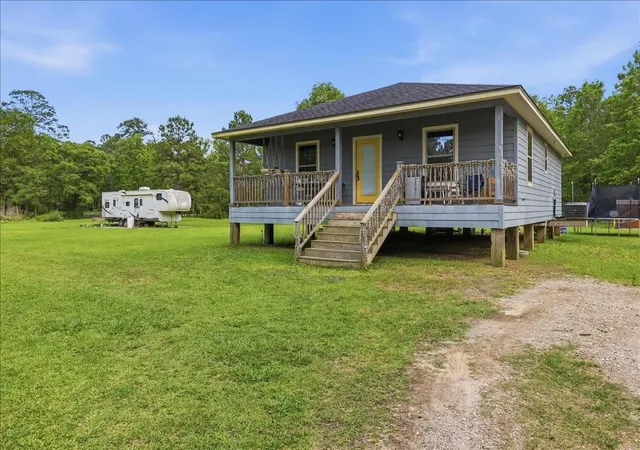 Homes for sale in Vidor, TX | 270 Pug Rd, Vidor, TX 77662 | MLS# 46753047