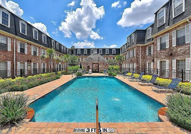 2nd image of 361 N Post Oak Ln #241, Houston, TX 77024 | MLS# 95300722