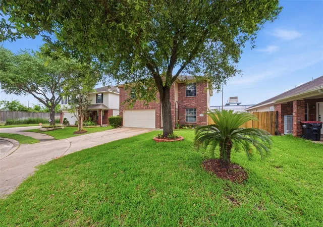 Photo 30 of Single family home for sale at 14607 Alanna Lagoon Ct, Houston, TX 77083 | MLS# 6114815 | Listing updated on 2026-10-03