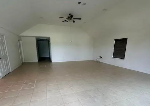 4th image of 1328 County Road 3540, Cleveland, TX 77327 | MLS# 11882453