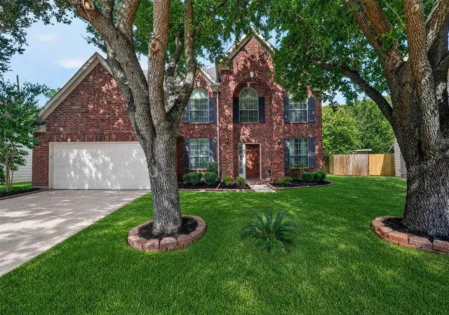 Photo 1 of Single family home for sale at 7414 Branford Park Ln, Richmond, TX 77407 | MLS# 20171004 | Listing updated on 2026-09-19