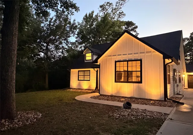 43rd image of 2130 Avenue N 1/2, Huntsville, TX 77340 | MLS# 70121900