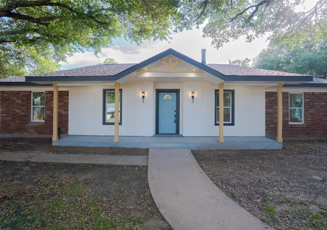 2nd image of 2408 Lynne Way, Brenham, TX 77450 | MLS# 19478014