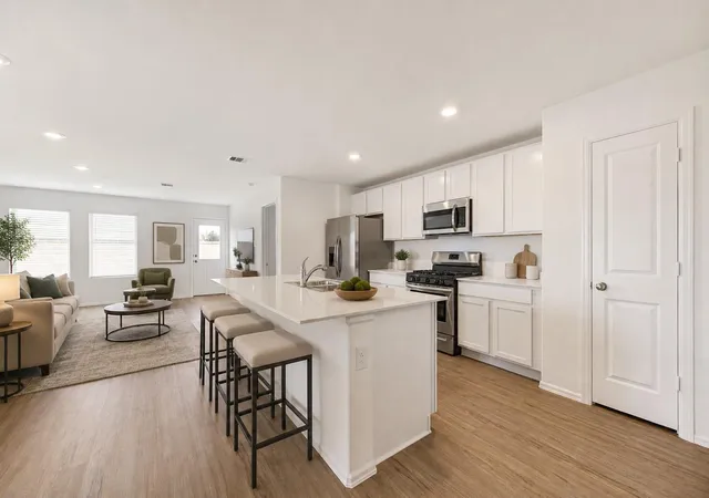 2nd image of 1448 Twilight Green Dr, Katy, TX 77493 | MLS# 25417446