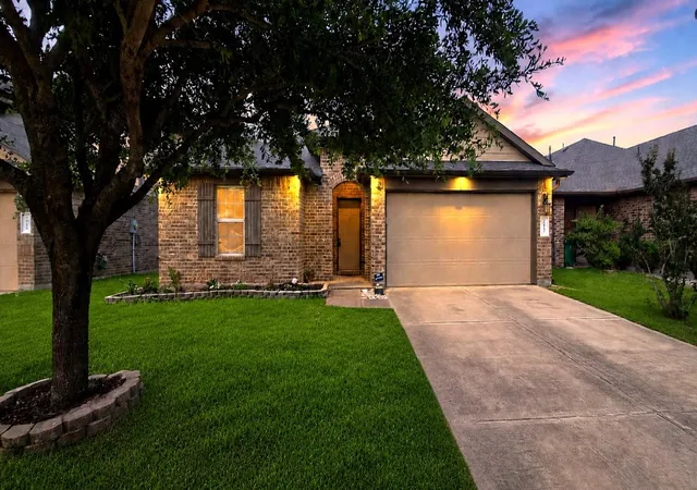 Photo 2 of Single family home for sale at 2907 Mcdonough Way, Katy, TX 77494 | MLS# 49862143 | Listing updated on 2026-08-18