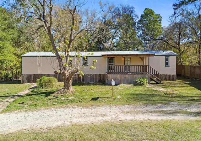 Homes for sale in Huntsville, TX | 9a Goree Circle, Huntsville, TX 77340 | MLS# 34750993