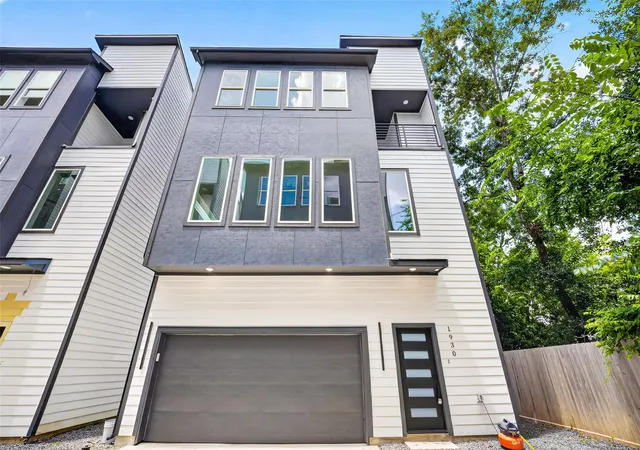 Photo 1 of Single family home for sale at 1928 Laverne St, Houston, TX 77080 | MLS# 2987656 | Listing updated on 2026-09-01