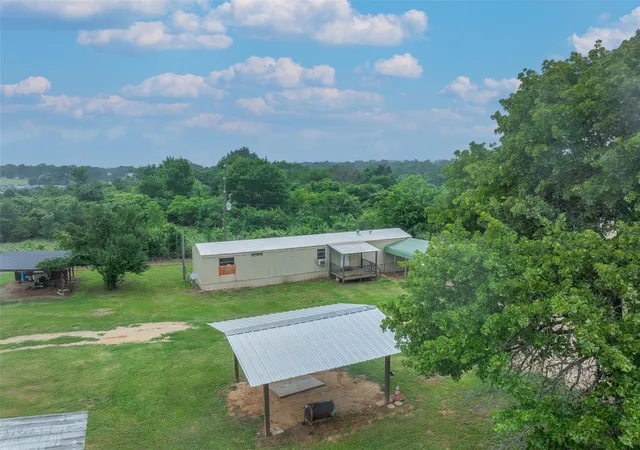 Homes for sale in Hearne, TX | 11846 Prairie Hill Dr, Hearne, TX 77859 | MLS# 95838073