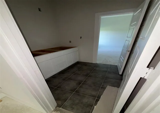 Photo 3 of Multi family home for sale at 1006 Garapan St #B, Houston, TX 77091 | MLS# 77164771 | Listing updated on 2026-08-04