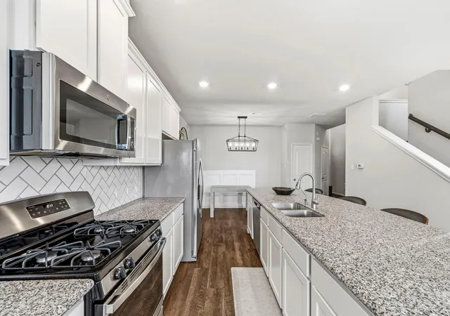 5th image of 5532 Evanston Ln, Pasadena, TX 77505 | MLS# 83169297