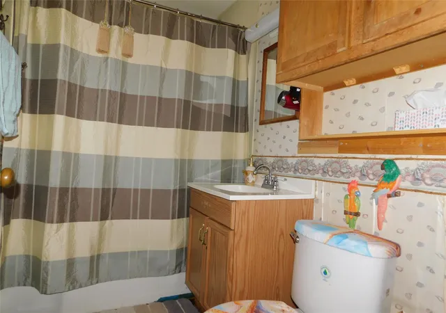 30th image of 635 Marshall Johnson Ave S, Port Lavaca, TX 77979 | MLS# 2233282