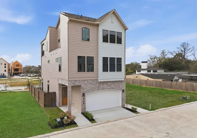 4th image of 8713 Padua Ln, Houston, TX 77055 | MLS# 72526602