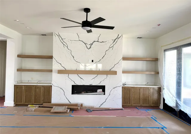 Photo 3 of Single family home for sale at 5009 Holt St, Bellaire, TX 77401 | MLS# 12748000 | Listing updated on 2026-09-15