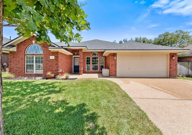 1st image of 1204 Harrisonburg Ln, College Station, TX 77845 | MLS# 57709478