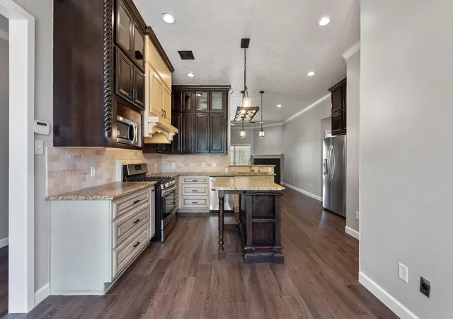 5th image of 1204 Harrisonburg Ln, College Station, TX 77845 | MLS# 57709478