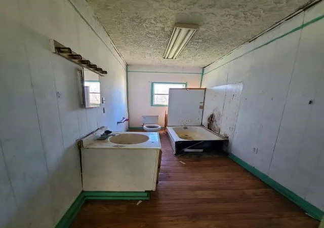 Photo 16 of Single family home for sale at 306 E Ida Ave, Electra, TX 76360 | MLS# 98236906 | Listing updated on 2026-08-03