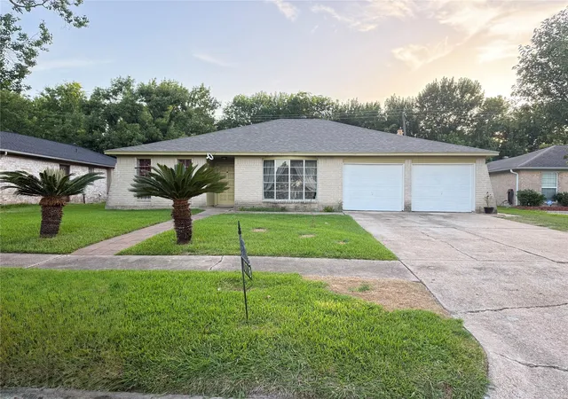 Photo 1 of Single family home for sale at 10718 Plainfield St, Houston, TX 77031 | MLS# 71534753 | Listing updated on 2026-07-08