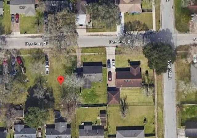 2nd image of 5830 Pershing St, Houston, TX 77033 | MLS# 27292525