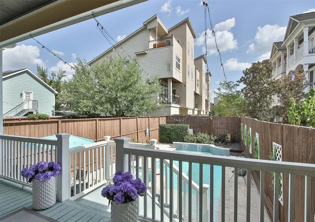 30th image of 1330 W 25th St #C, Houston, TX 77008 | MLS# 95330882