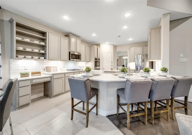 Photo 2 of Single family home for sale at 1940 Golden Spruce Ln, Conroe, TX 77301 | MLS# 47724623 | Listing updated on 2026-08-26