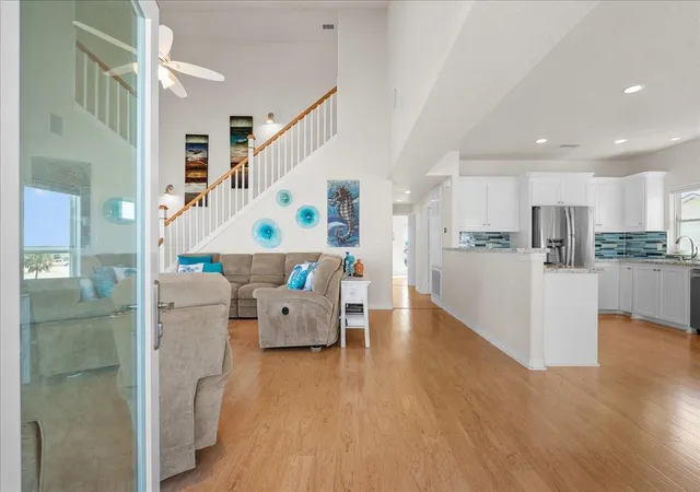 2nd image of 314 Windward Wy, Galveston, TX 77554 | MLS# 76546397
