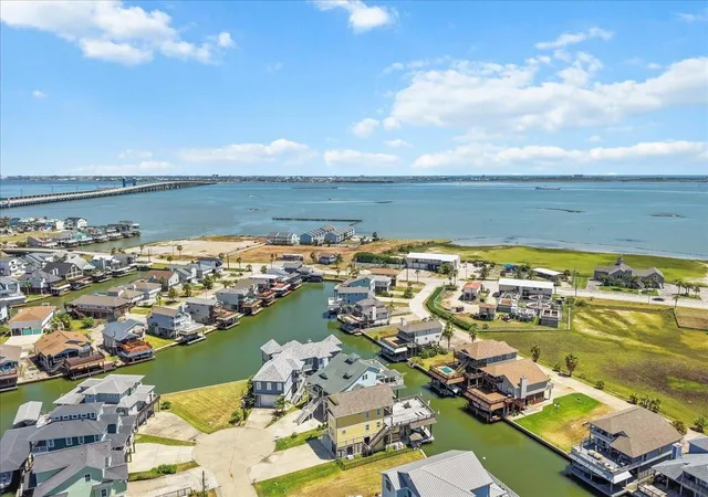 48th image of 314 Windward Wy, Galveston, TX 77554 | MLS# 76546397