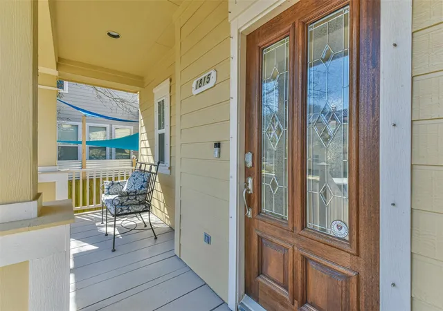 Photo 2 of Single family home for sale at 1815 28th Street, Galveston, TX 77550 | MLS# 78570603 | Listing updated on 2026-08-28