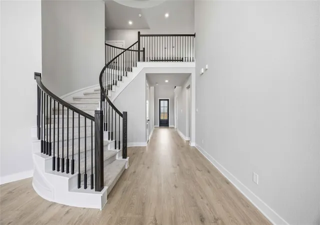 Photo 4 of Single family home for sale at 2912 Golden Dust Dr, Katy, TX 77493 | MLS# 5563858 | Listing updated on 2026-09-18