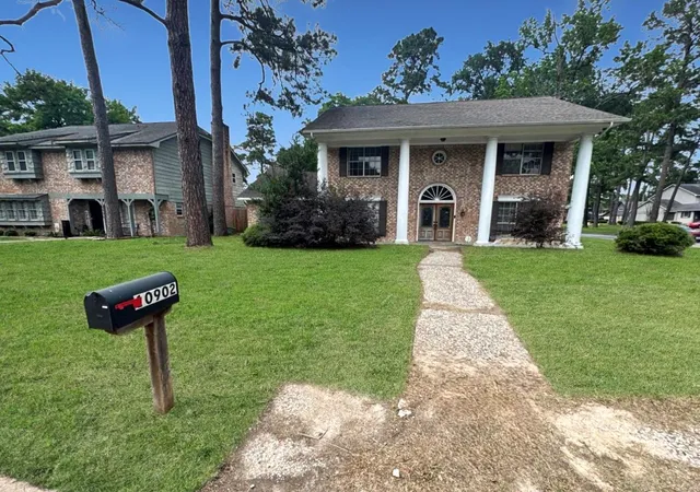 Photo 1 of Single family home for sale at 10902 Fawnview Dr, Houston, TX 77070 | MLS# 50217693 | Listing updated on 2026-09-15