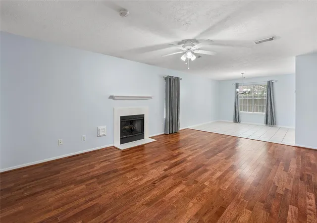 Photo 3 of Sale Pending at 1245 Hunter Wood Dr, League City, TX 77573 | MLS# 69300653 | Listing updated on 2026-09-17