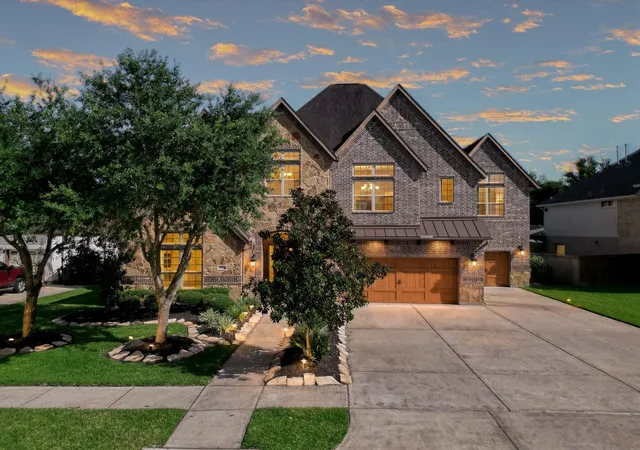 2nd image of 2914 Senita Bloom Dr, Manvel, TX 77578 | MLS# 98369095