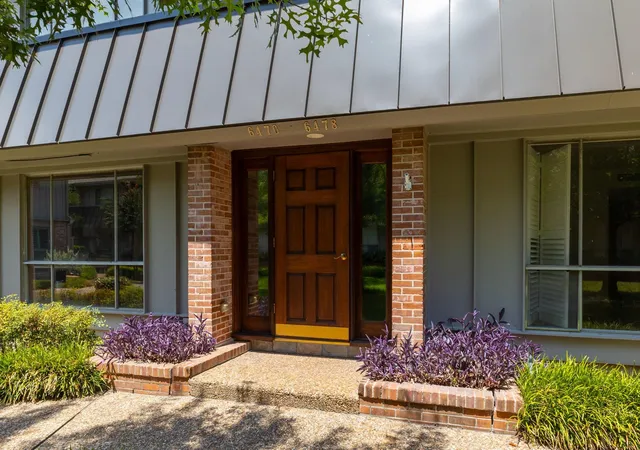 Photo 1 of Condo for sale at 6478 Bayou Glen Rd, Houston, TX 77057 | MLS# 46826330 | Listing updated on 2026-08-29