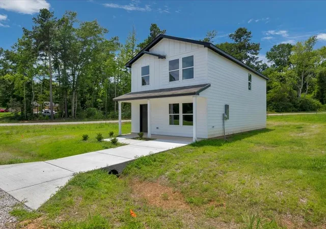2nd image of 225 Dana Dr, Lufkin, TX 75901 | MLS# 57014215