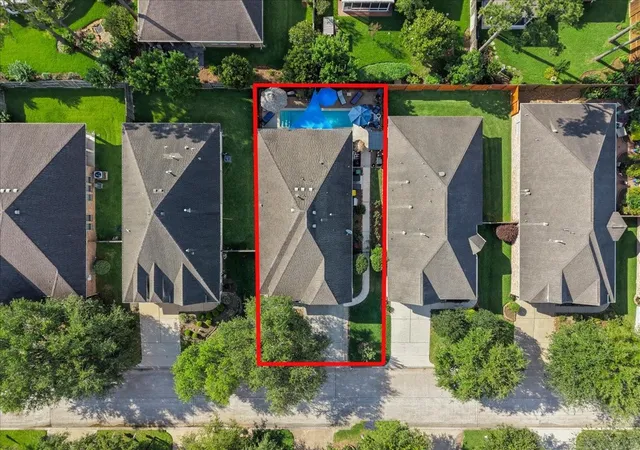 Homes for sale in Pearland, TX | 1607 S Primavera Dr, Pearland, TX 77581 | MLS# 69434391