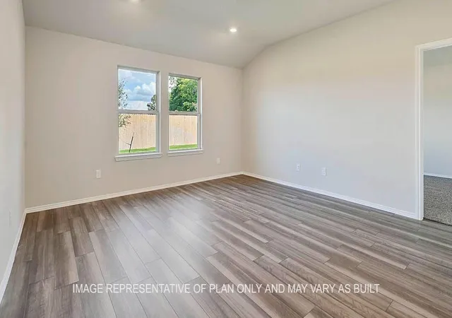 5th image of 1006 Legrand St, Brenham, TX 77833 | MLS# 98708210