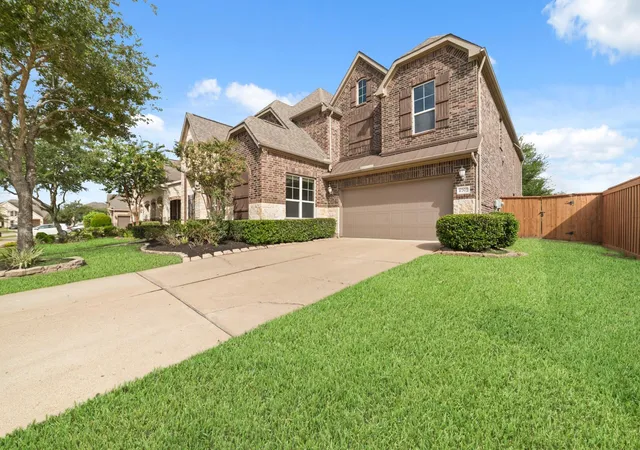 2nd image of 17302 Milrig Ct, Richmond, TX 77407 | MLS# 74692339