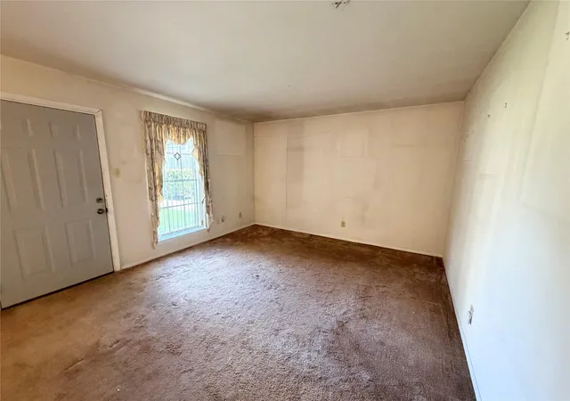 4th image of 9011 Gaylord St, Hedwig Village, TX 77024