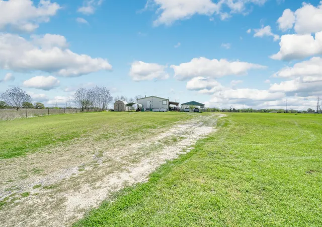 Homes for sale in Madisonville, TX | 1440 Mustang Loop, Madisonville, TX 77864 | MLS# 11389009