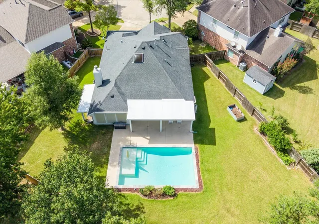 2nd image of 2615 Easton Springs Ct, Pearland, TX 77584 | MLS# 51211486