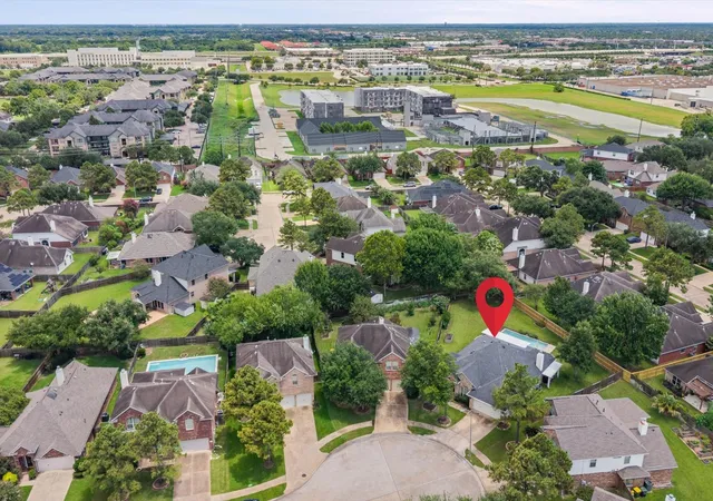 5th image of 2615 Easton Springs Ct, Pearland, TX 77584 | MLS# 51211486
