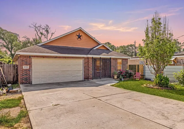 Photo 2 of Single family home for sale at 9708 Lockwood Dr, Houston, TX 77016 | MLS# 34330255 | Listing updated on 2026-05-01