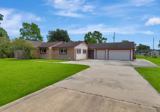 2nd image of 2509 Longwood Dr, Pearland, TX 77581 | MLS# 69328259