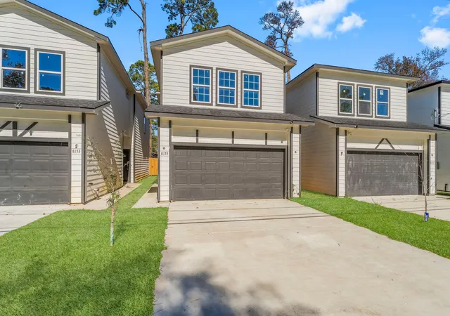 Photo 1 of Single family home for sale at 8155 Crestview Dr, Houston, TX 77028 | MLS# 5158527 | Listing updated on 2026-09-17