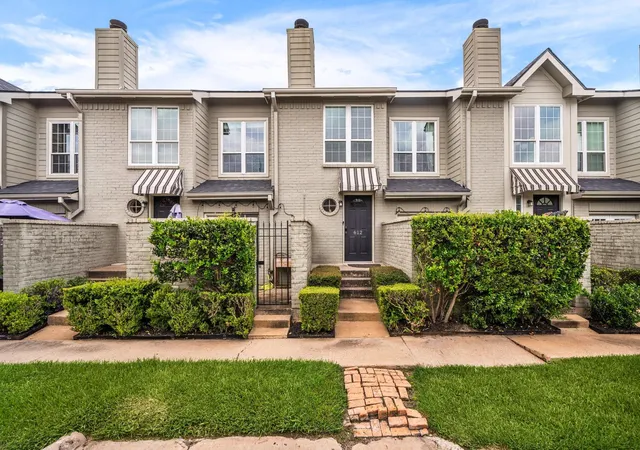 Listing Photo 5 - Condo for sale in building located at 612 Fargo St, Houston, TX 77006 - Unit #612